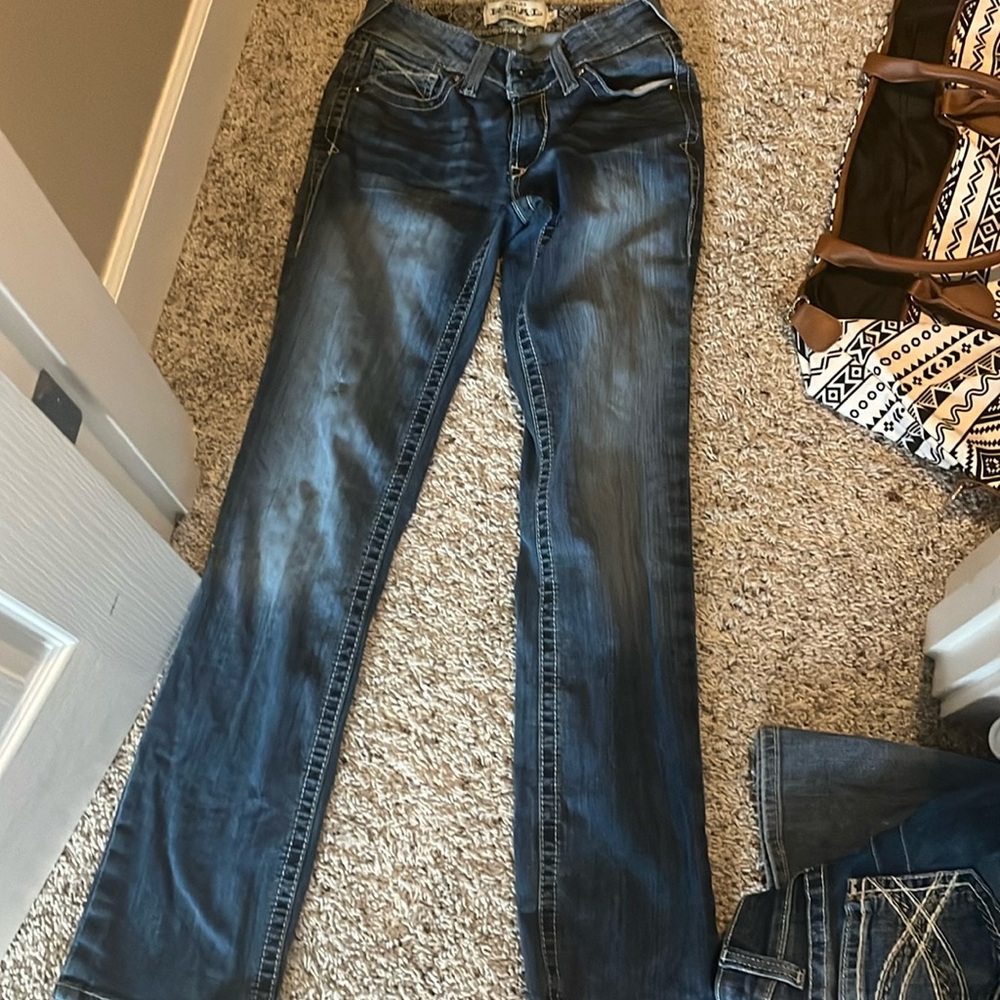 Women’s ariat strait leg jeans